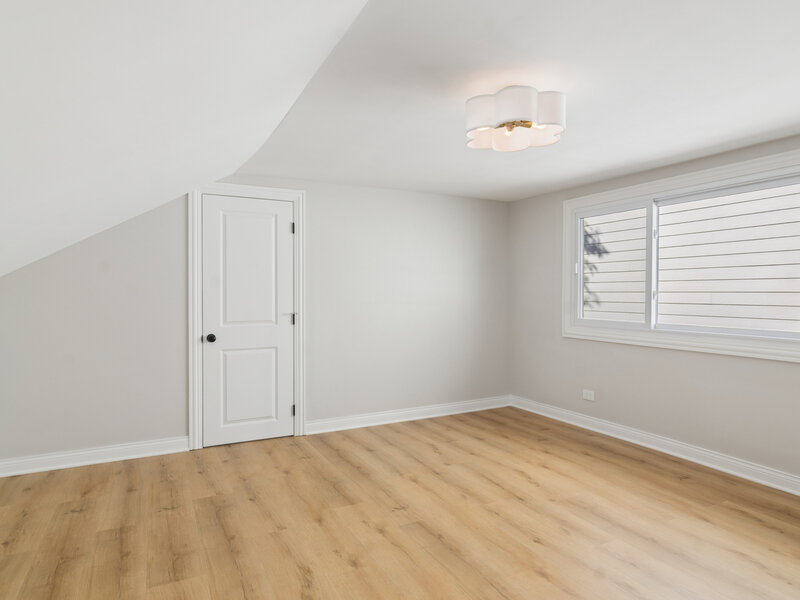 4533 N Karlov Avenue Chicago IL 60630