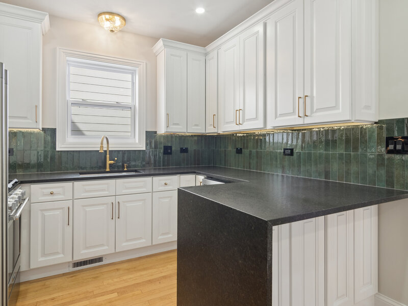 4533 N Karlov Avenue Chicago IL 60630