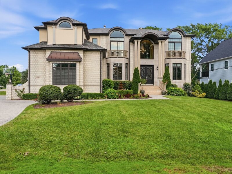 5605 S Monroe Street Hinsdale IL 60521