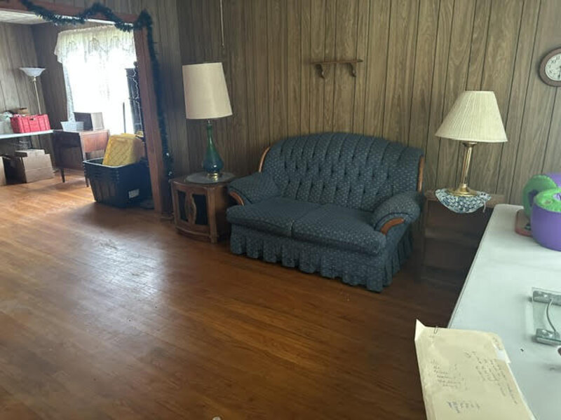 644 Douglas Avenue Calumet City IL 60409