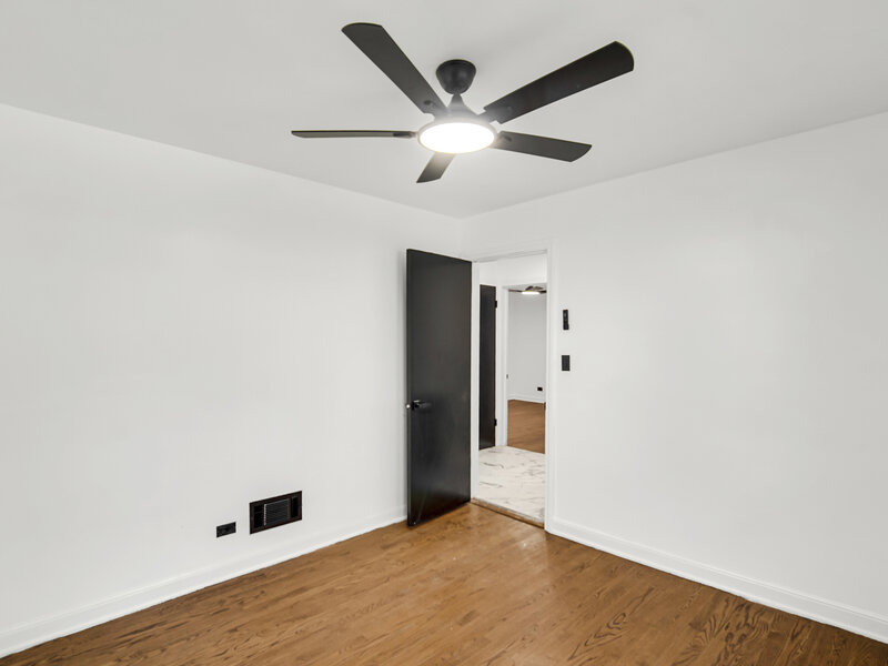 8459 S Elizabeth Street Chicago IL 60620