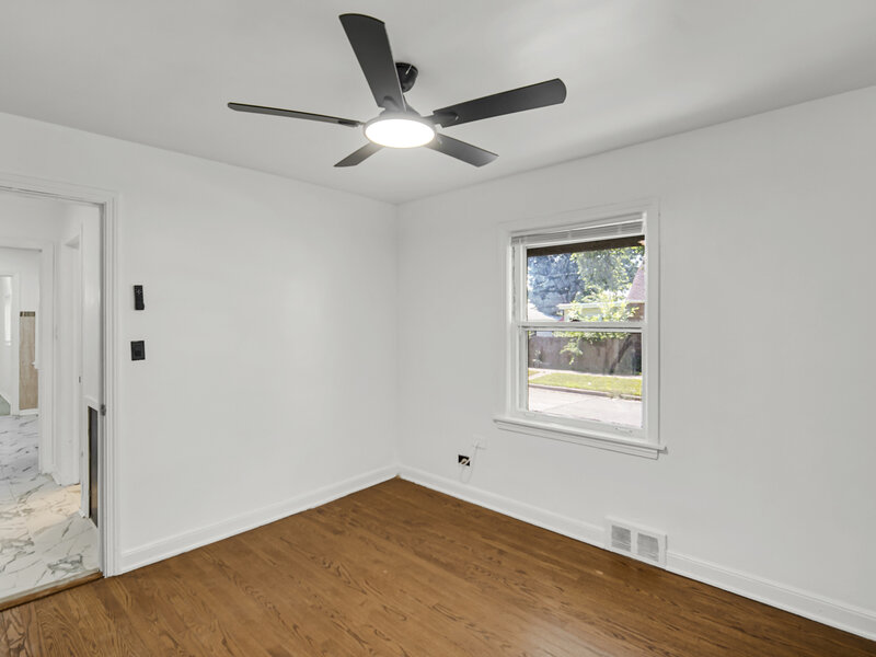 8459 S Elizabeth Street Chicago IL 60620