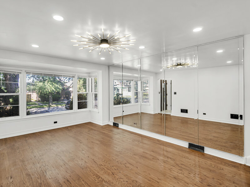 8459 S Elizabeth Street Chicago IL 60620