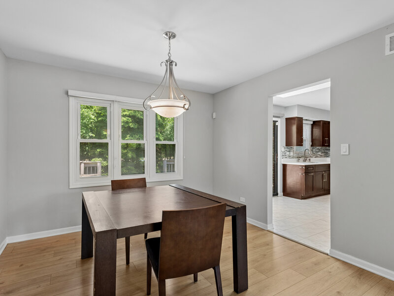 2214 Hamilton Lane Darien IL 60561