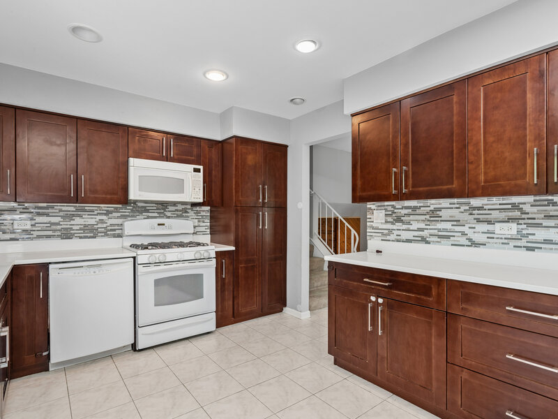 2214 Hamilton Lane Darien IL 60561