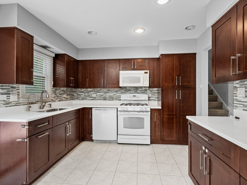 2214 Hamilton Lane Darien IL 60561
