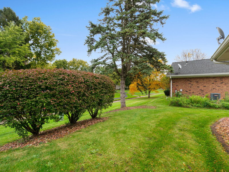 2001 Pepper Valley Drive Geneva IL 60134
