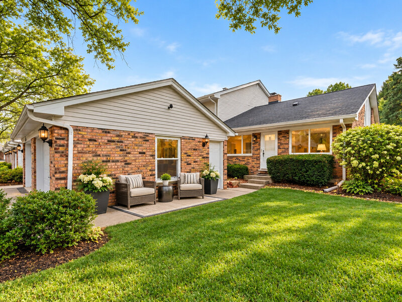 2001 Pepper Valley Drive Geneva IL 60134
