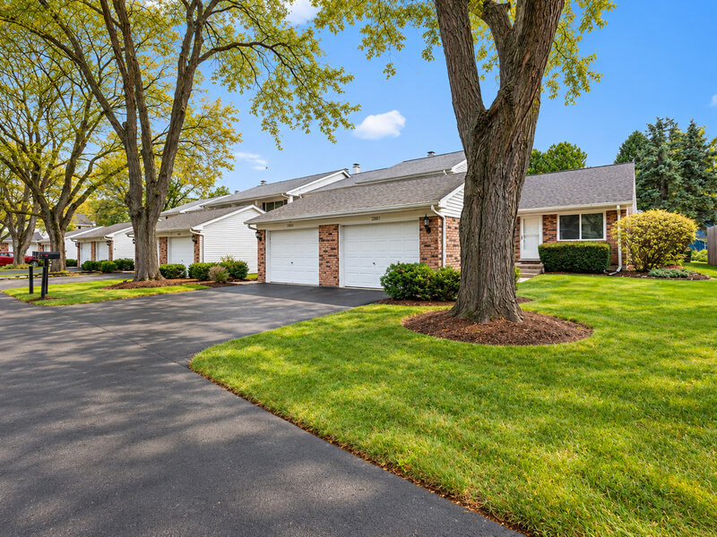 2001 Pepper Valley Drive Geneva IL 60134