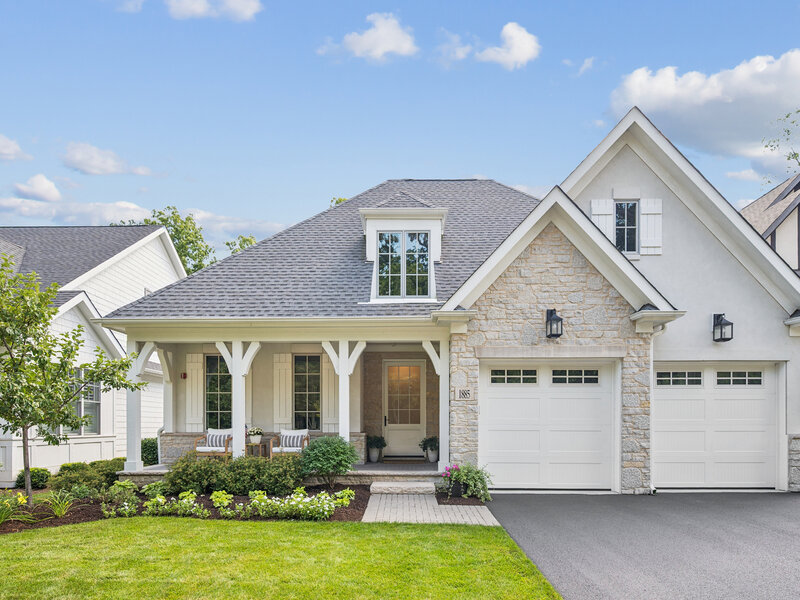 1885 Amberley Court Lake Forest IL 60045