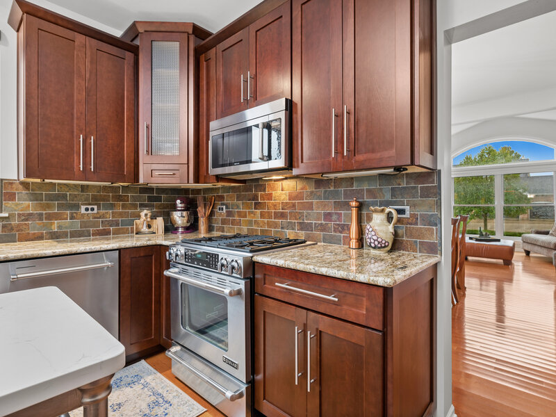 1942 Westridge Boulevard Bartlett IL 60103
