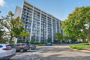 Photo of 2015 S Finley Road Lombard IL 60148 Unit 608