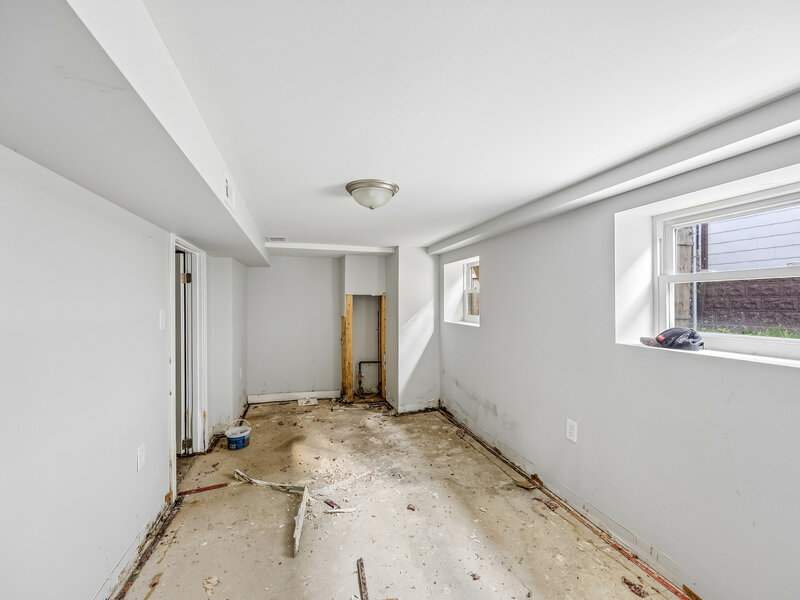 10220 S Indiana Avenue Chicago IL 60628