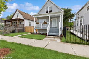 Photo of 10220 S Indiana Avenue Chicago IL 60628