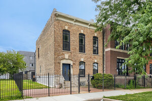 Photo of 2335 W Maypole Avenue Chicago IL 60612