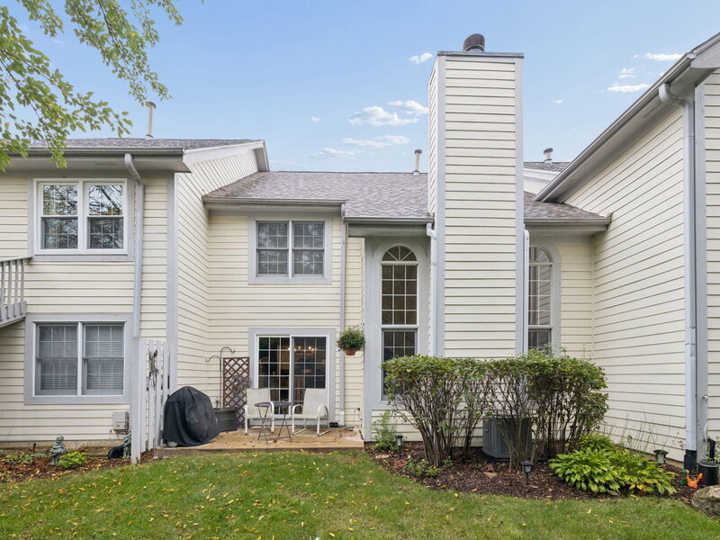 5427 Ashbrook Place Downers Grove IL 60515