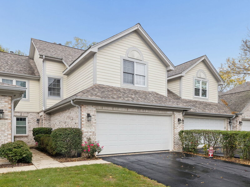 5427 Ashbrook Place Downers Grove IL 60515