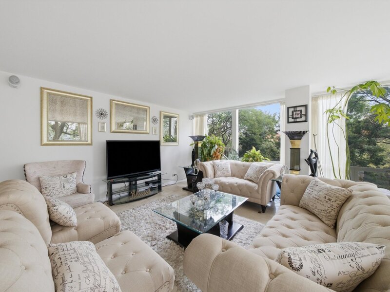 601 E 32nd Street Chicago IL 60616