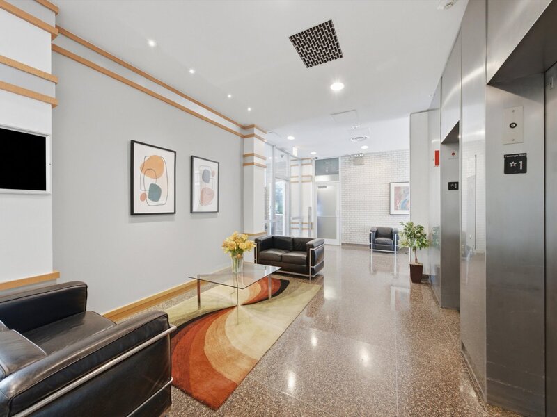 601 E 32nd Street Chicago IL 60616