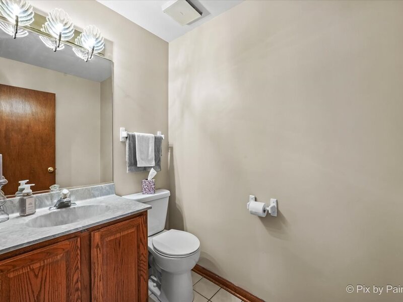 765 Crest Drive Cary IL 60013