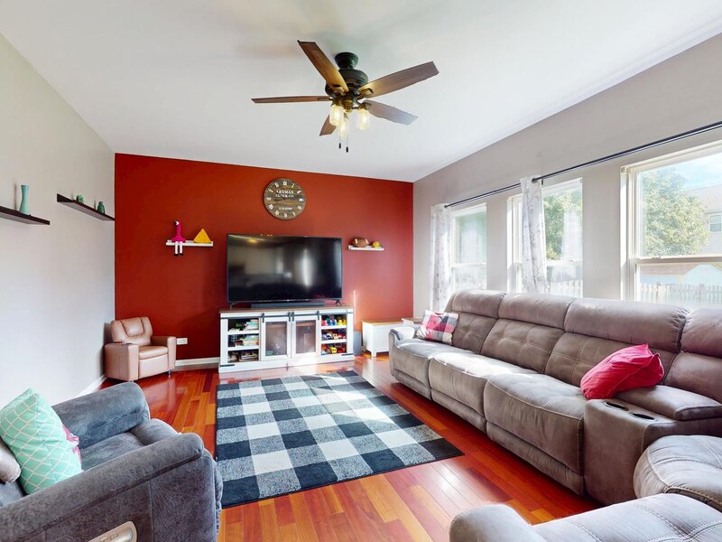 31601 N Pineview Boulevard Lakemoor IL 60051