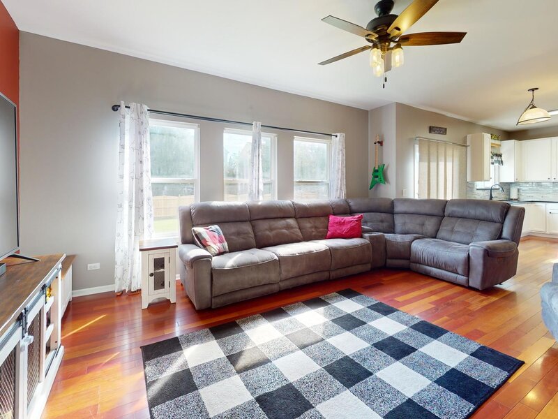 31601 N Pineview Boulevard Lakemoor IL 60051