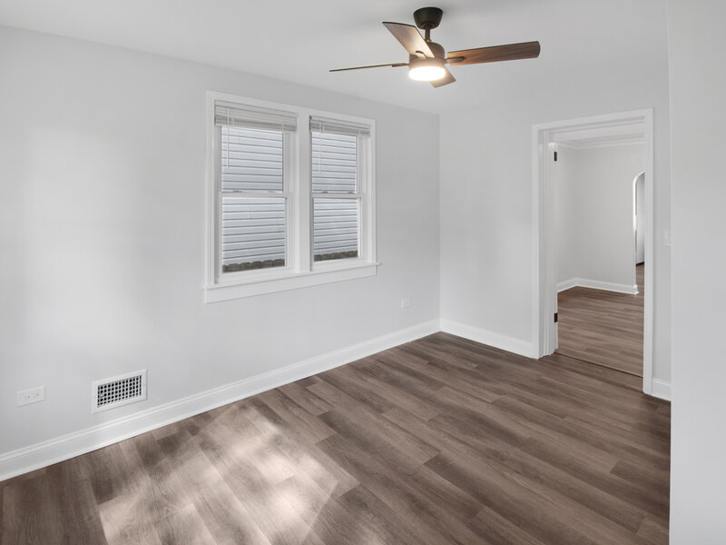 605 E 88th Place Chicago IL 60619