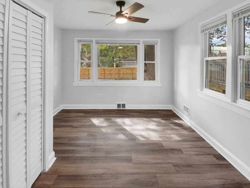 605 E 88th Place Chicago IL 60619