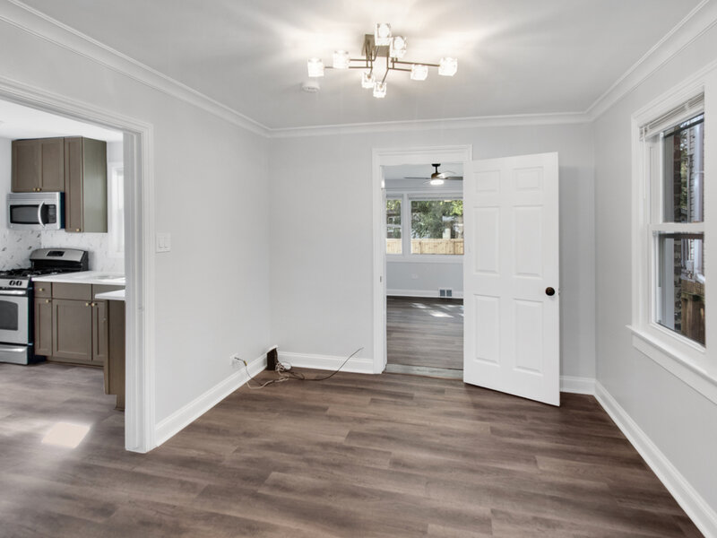 605 E 88th Place Chicago IL 60619