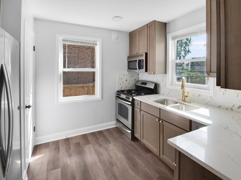 605 E 88th Place Chicago IL 60619