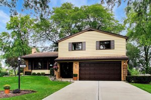 Photo of 1608 E Jonquil Terrace Arlington Heights IL 60004