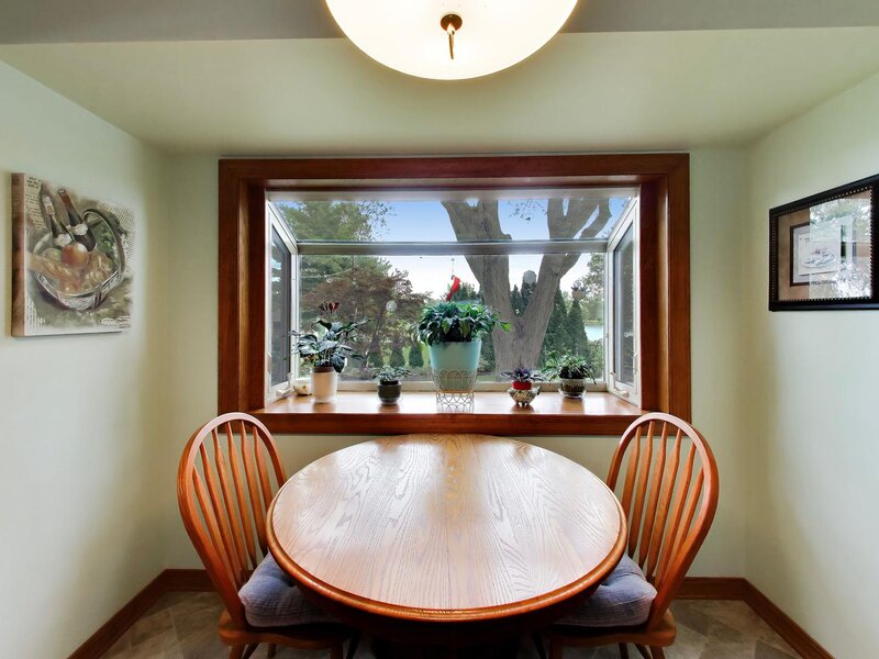 1608 E Jonquil Terrace Arlington Heights IL 60004