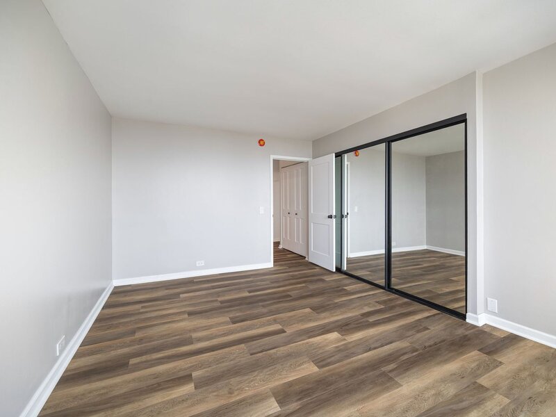 1560 N Sandburg Terrace Chicago IL 60610
