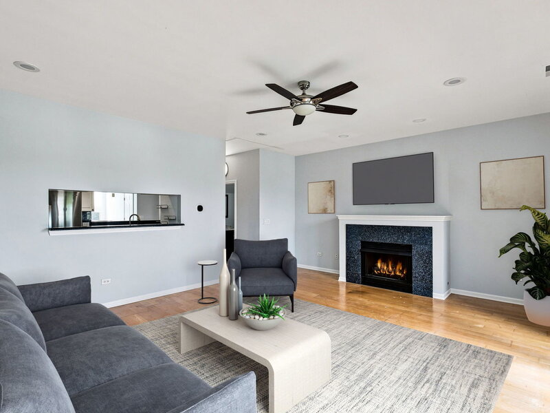 7768 N Sheridan Road Chicago IL 60626