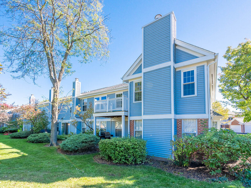 53 Winding Run Lane Streamwood IL 60107