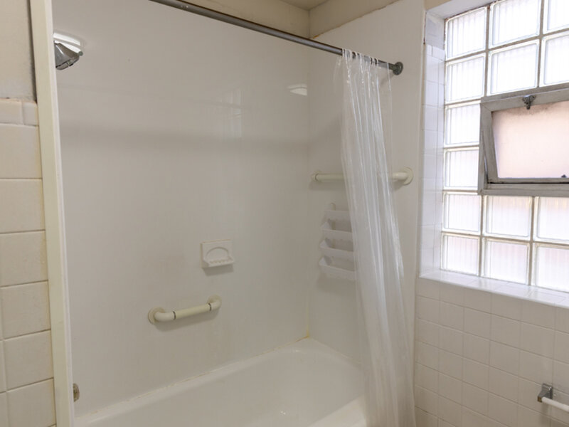 2433 S Keystone Avenue North Riverside IL 60546