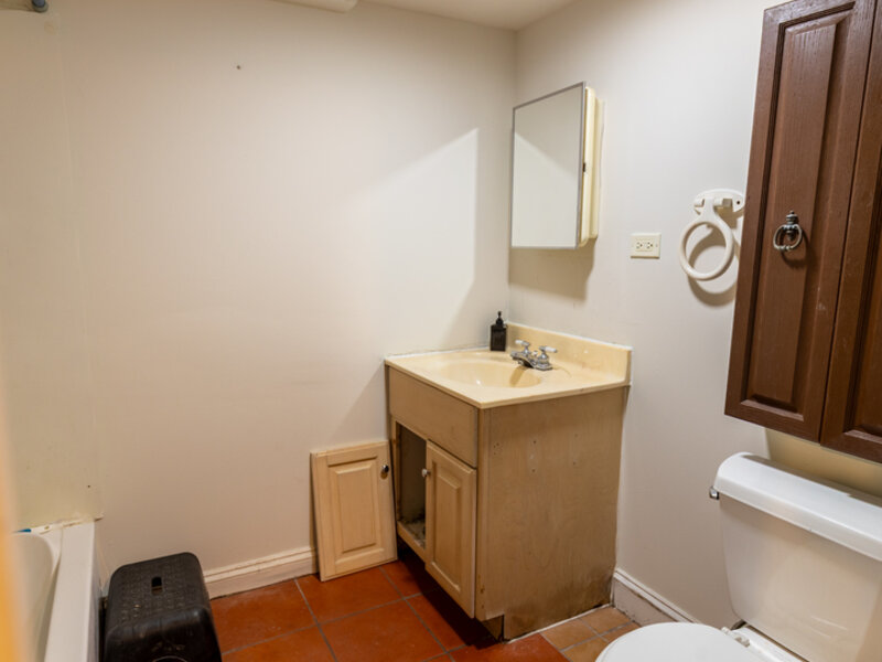 2433 S Keystone Avenue North Riverside IL 60546