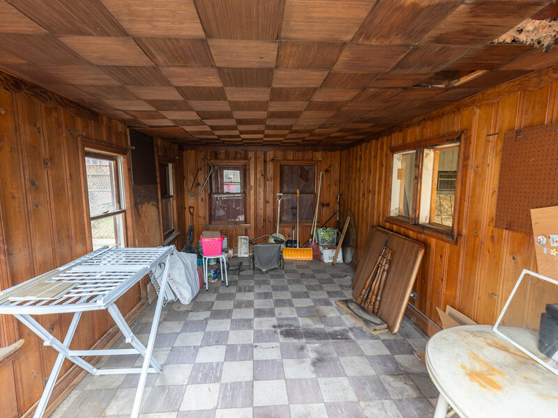 2433 S Keystone Avenue North Riverside IL 60546