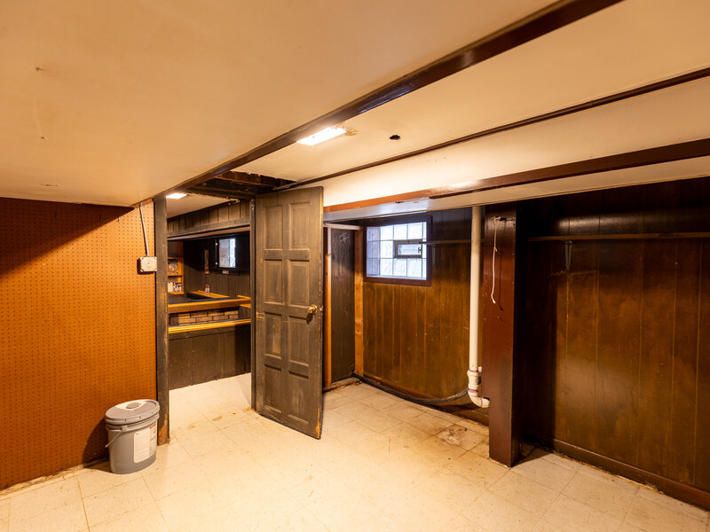 2433 S Keystone Avenue North Riverside IL 60546