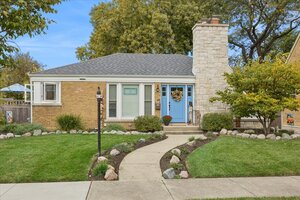 Photo of 2542 S 6th Avenue North Riverside IL 60546