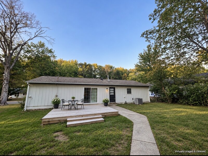 1011 W Laurel Street Carbondale IL 62901