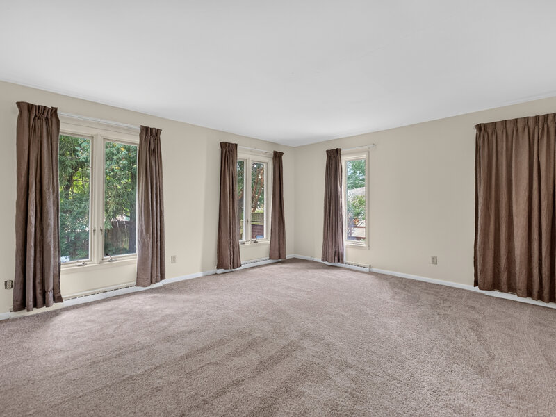 100 Forsythe Lane Dekalb IL 60115