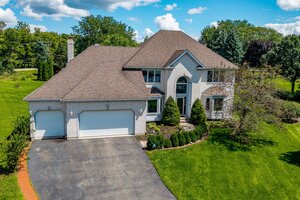Photo of 926 Edgewood Drive Sugar Grove IL 60554