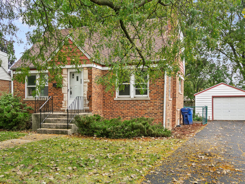 10104 S Kildare Avenue Oak Lawn IL 60453