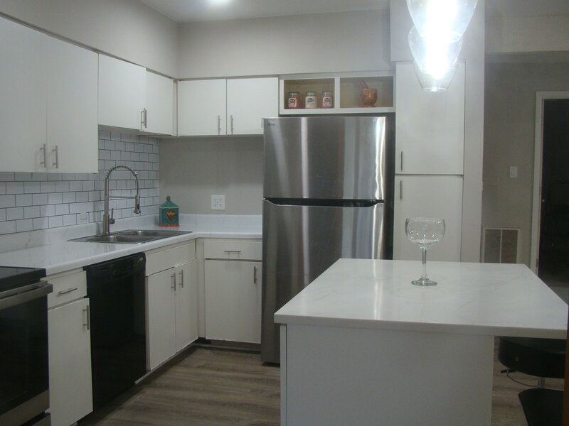 3334 Berwyn Avenue North Chicago IL 60064