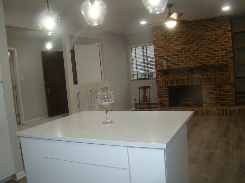 3334 Berwyn Avenue North Chicago IL 60064