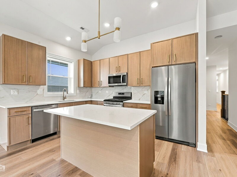 4607 S Prairie Avenue Chicago IL 60653