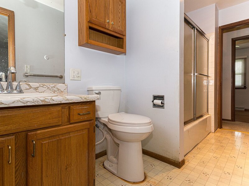 2524 W 43rd Street Davenport IA 52806