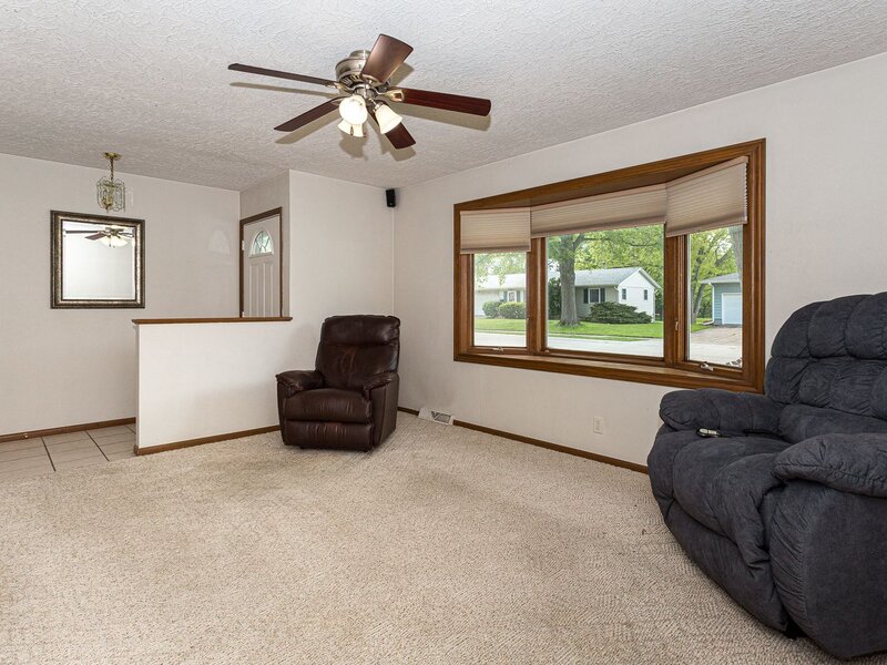 2524 W 43rd Street Davenport IA 52806