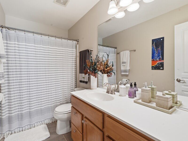 36647 N Yew Tree Drive Lake Villa IL 60046